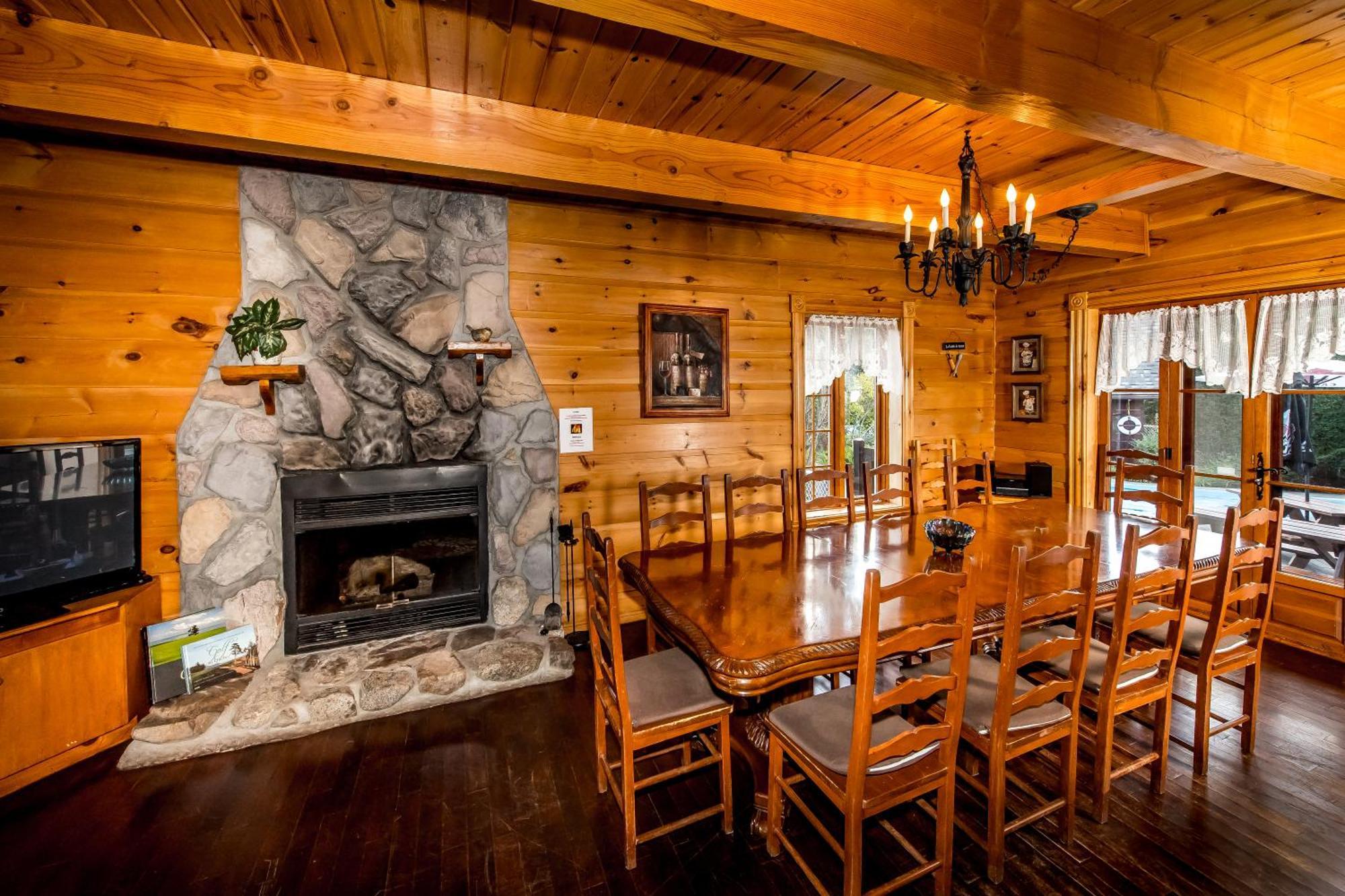 Chalets Royal Laurentiens * Saint-Faustin